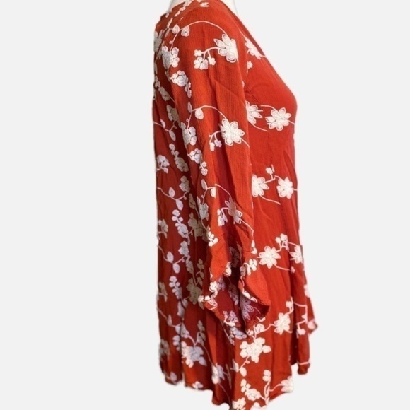 Umgee Floral Retro Long Angled Bell Sleeves Embroidery Mini Dress - Picture 2 of 7